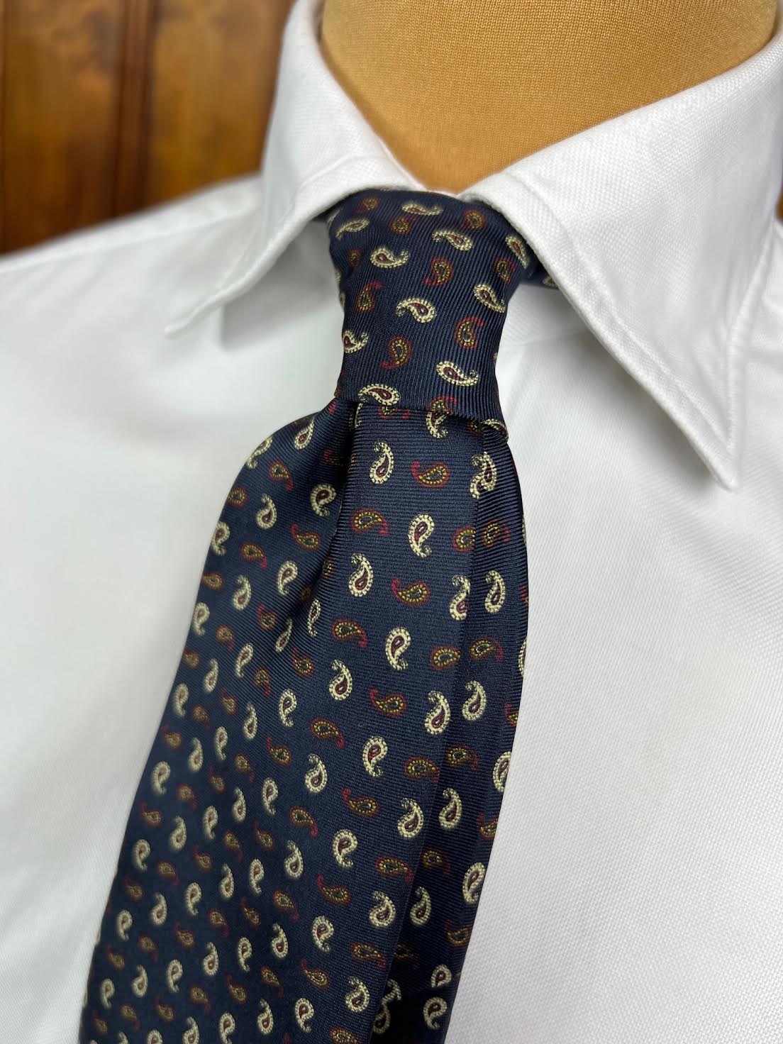 Handmade Vintage Tie #1203 - Image 3
