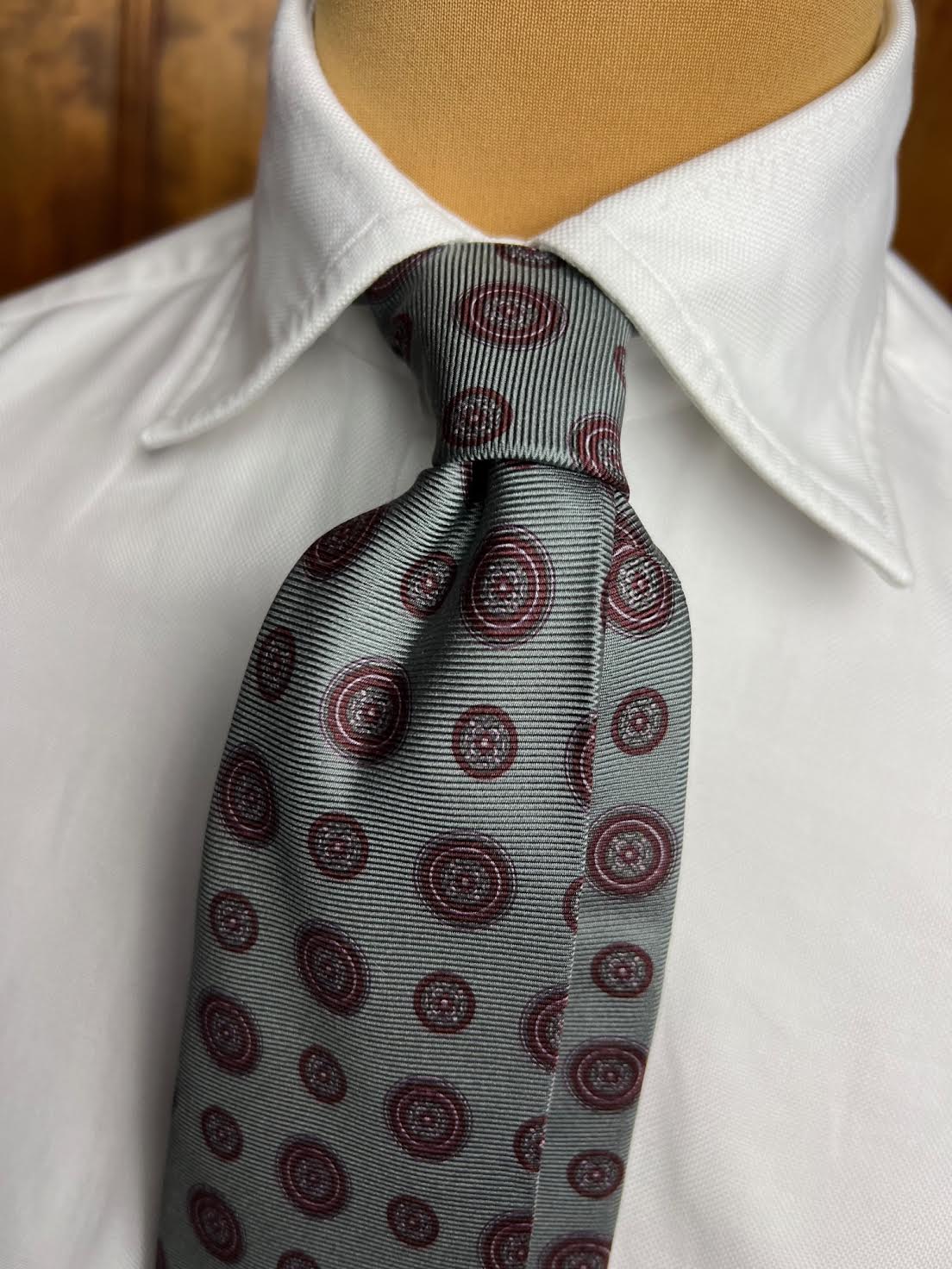 Handmade Vintage Tie #1060 - Image 2