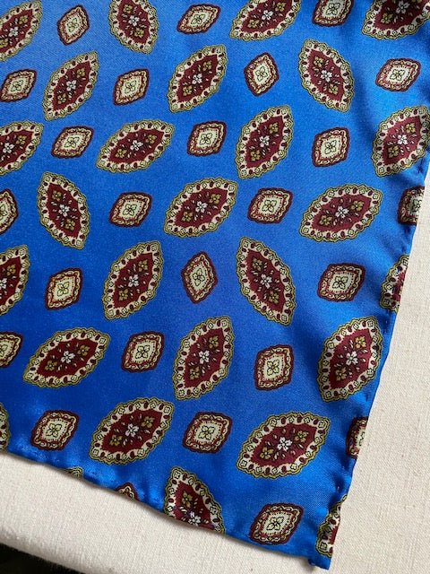 Handmade Vintage Pocket-Square #3017 - Image 2