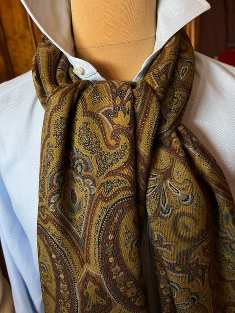 Handmade Vintage Scarf #2049 - Image 3