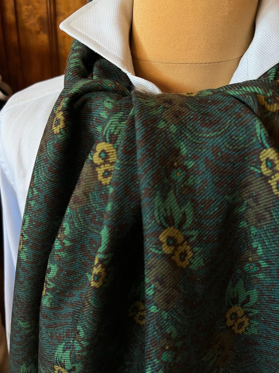 Handmade Vintage Scarf #2039 - Image 2