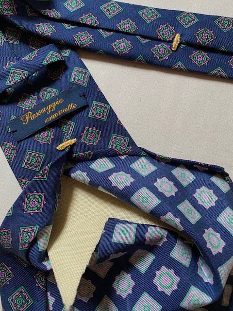 Handmade Vintage Tie #1321 - Image 3
