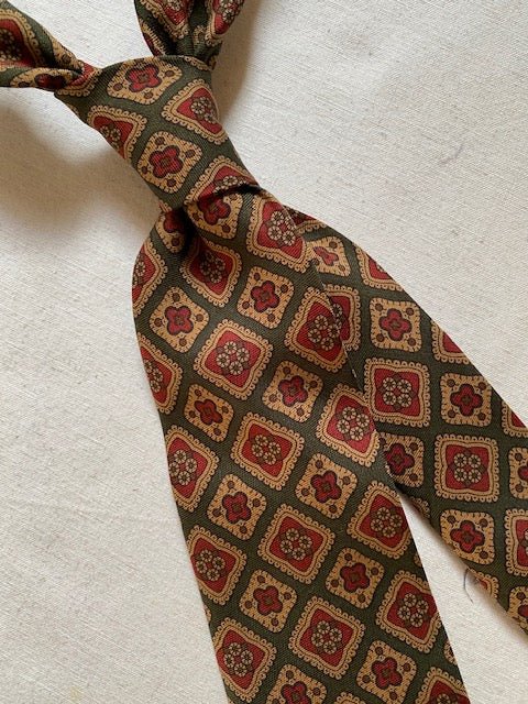 Handmade Vintage Tie #1233 - Image 2