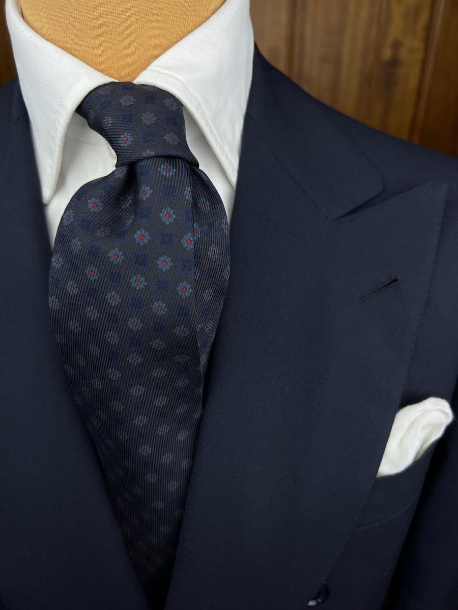 Handmade Vintage Tie #1733 - Image 3