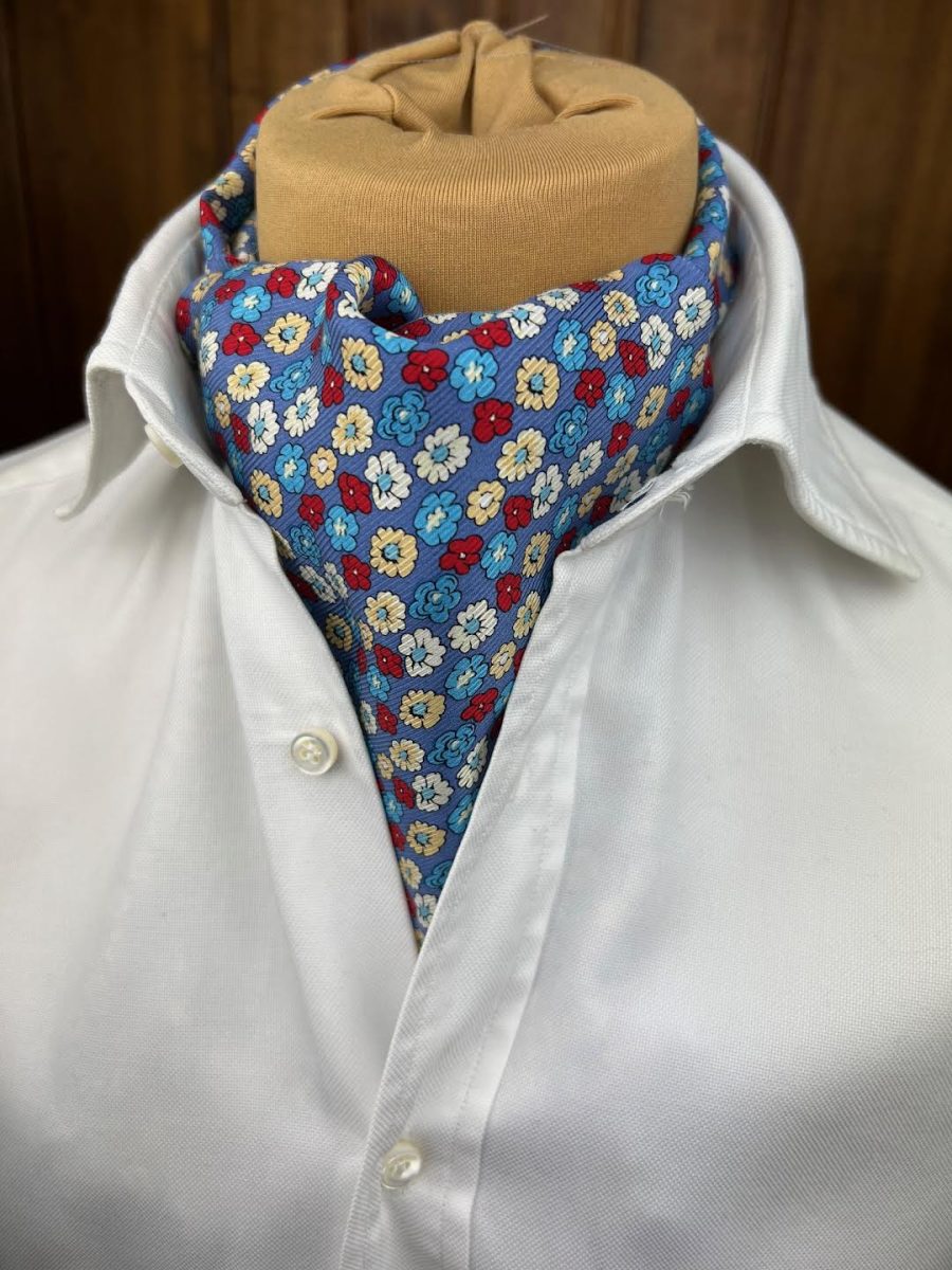 Handmade Vintage Ascot #4012 - Image 2