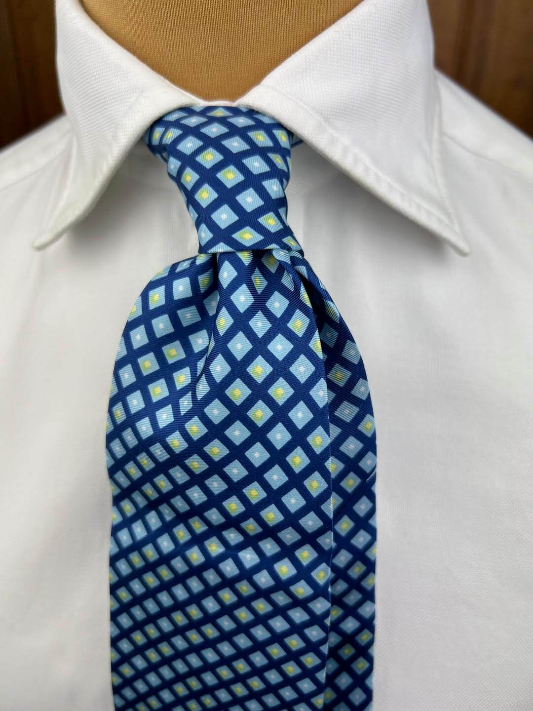 UNIQUE TIE #2323 - Image 2