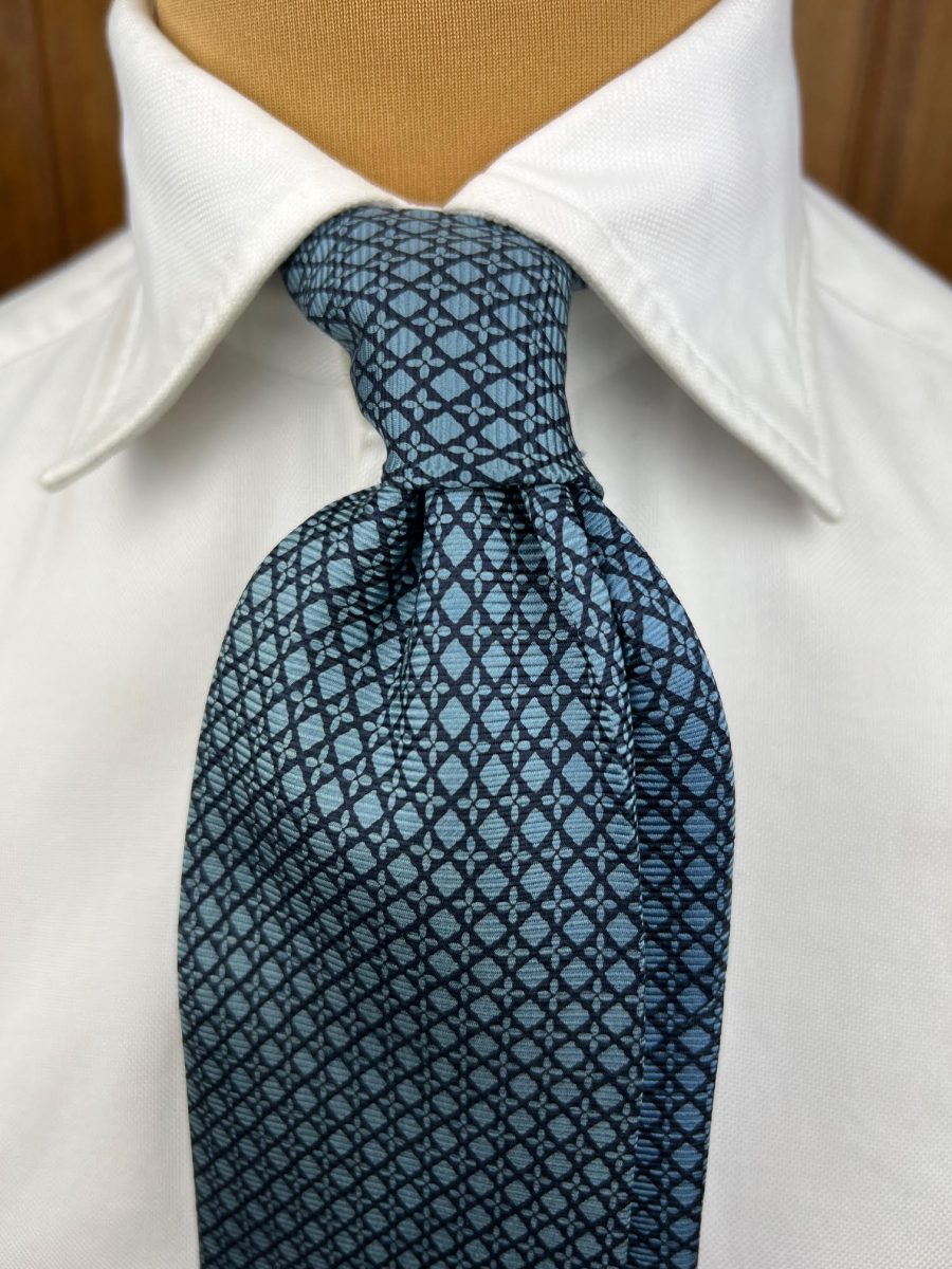 Handmade Vintage Tie #2311 - Image 3