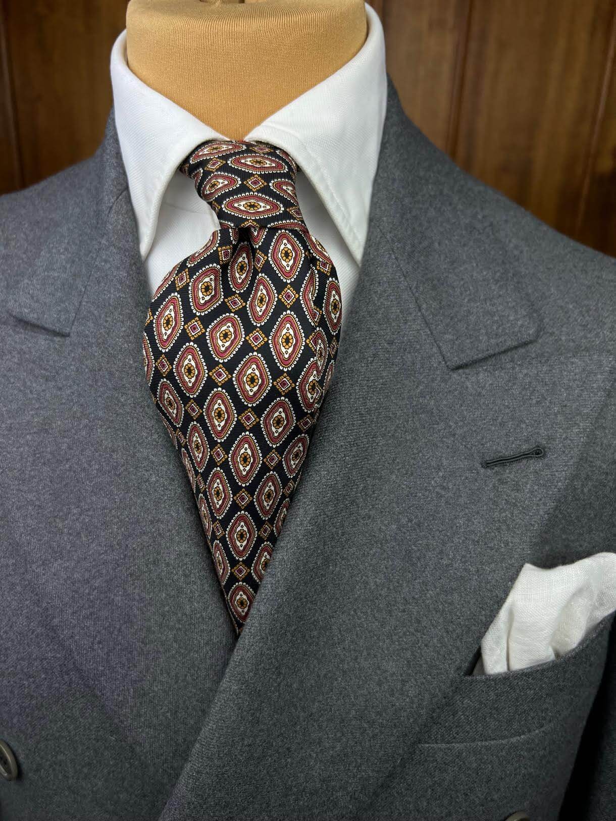 Handmade Vintage Tie #2328 - Image 4