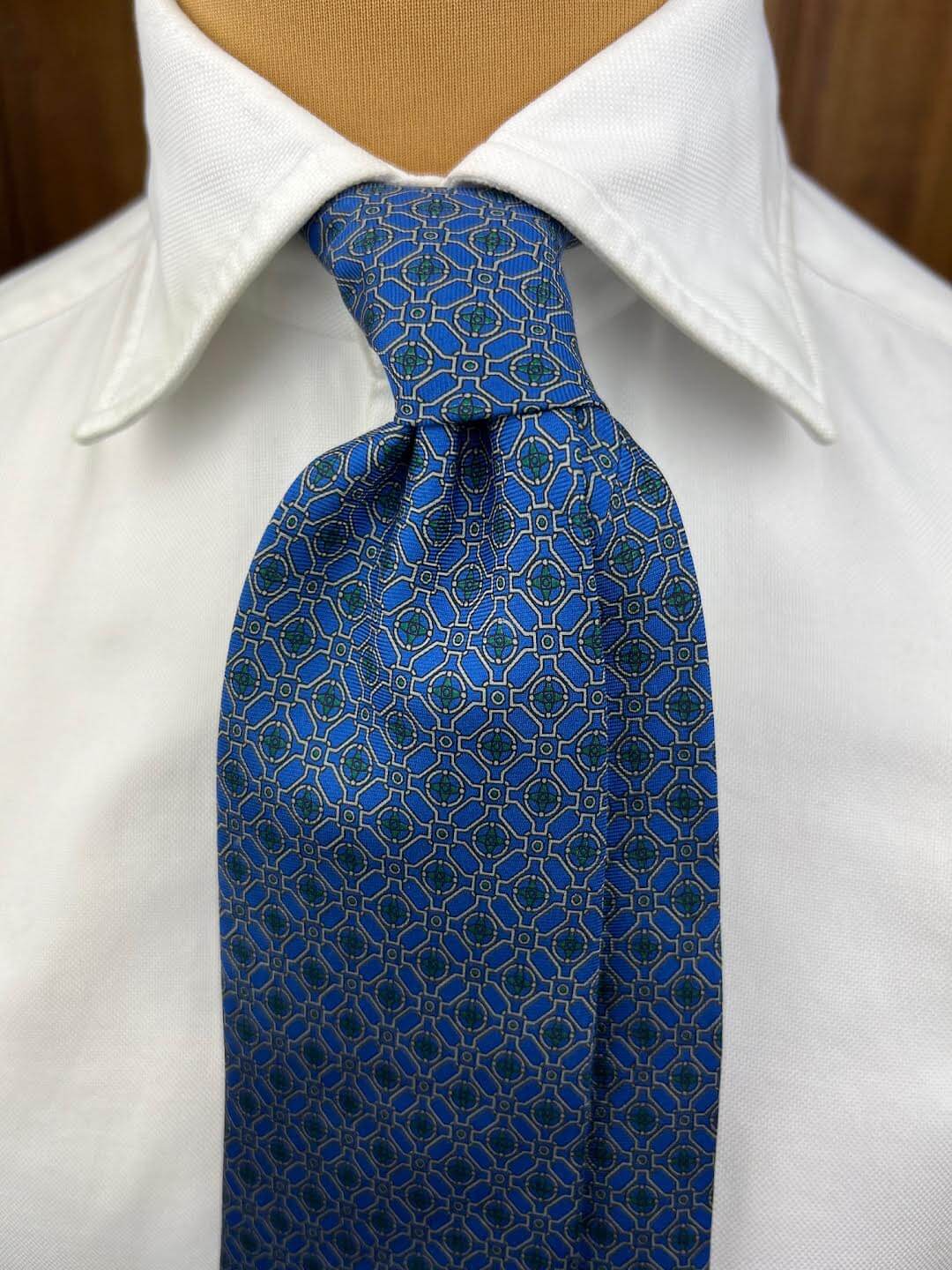 UNIQUE TIE #2331