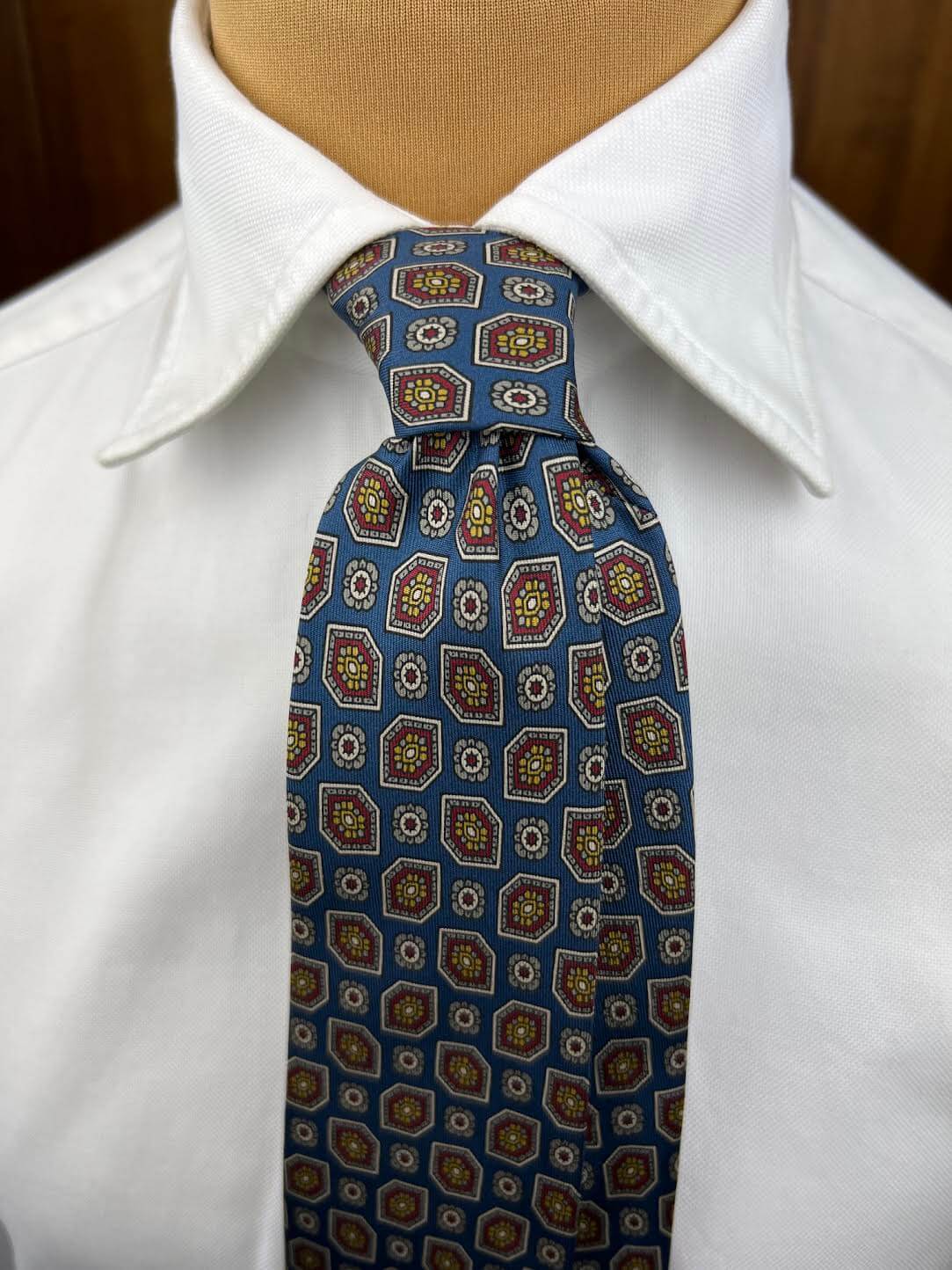 UNIQUE TIE #2344