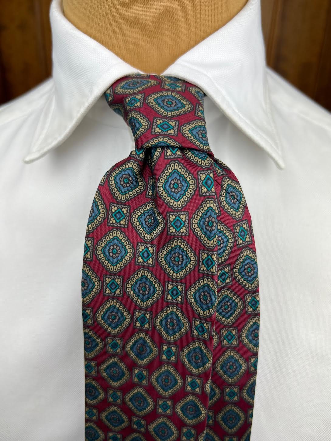 UNIQUE TIE #2430